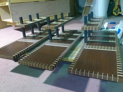 店舗什器　ディスプレイ台金箔加工